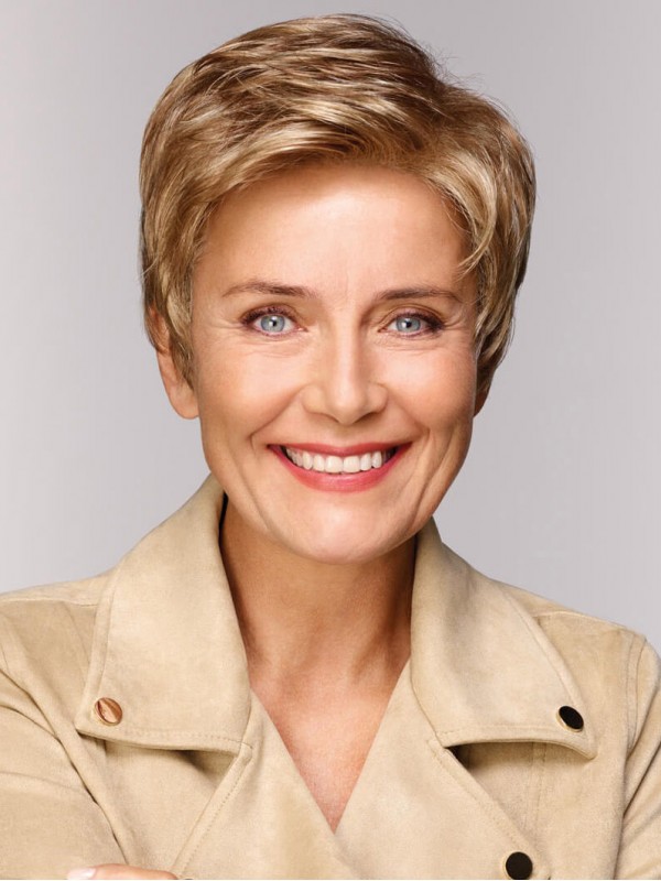 Stylish Blonde Cropped Wavy Boycuts Synthetic Wigs